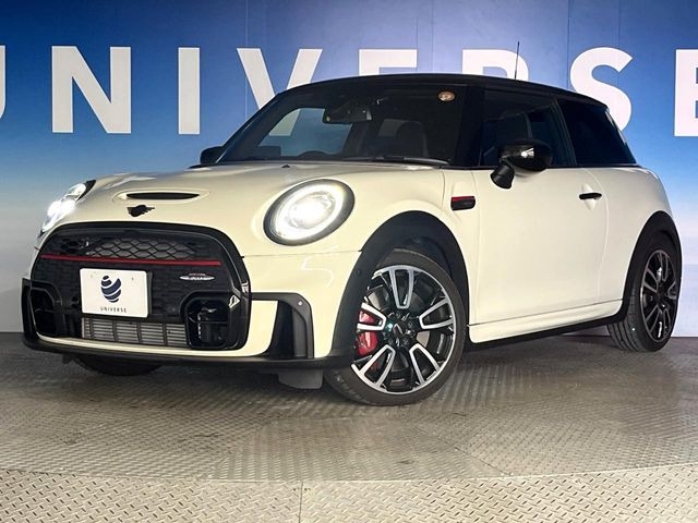 ��LED�w�b�h���C�g:��ԑ��s�����ǍD�Ȏ��E���m�ۂ����S���ĉ^�]�ł��鍂�P�xLED�w�b�h���C�g�𑕔�!�_�����x�������A����d�͂��}�����Ă��܂��B