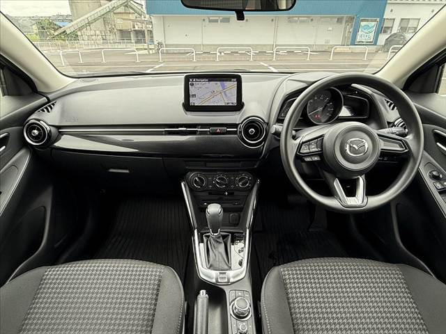 デミオ1.3 13S