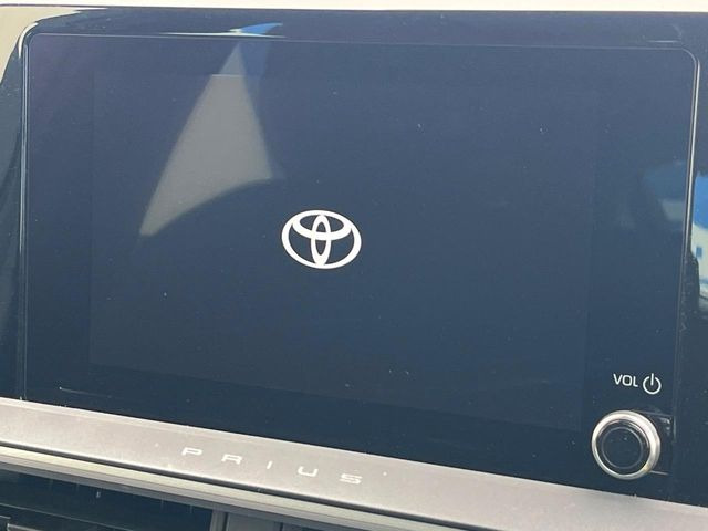 �y8�C���` �f�B�X�v���C�I�[�f�B�I�z���ʂ̃f�B�X�v���C��AppleCarPlay��AndroidAuto�����p�\�B�傫�ȉ�ʂŃX�}�z�i�r�A�v���������p���������܂���
