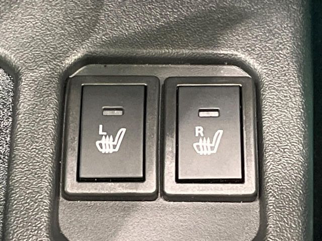 【シートヒーター】寒い日に重宝するシートヒーター!エアコンより早く温まってくれるので寒がりの人も安心ですね♪エアコンの温風は乾燥するから苦手、という方にもをおすすめです。