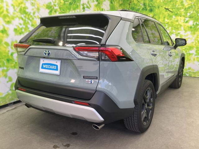 RAV42.5 ハイブリッド アドベンチャー E-Four 4WD