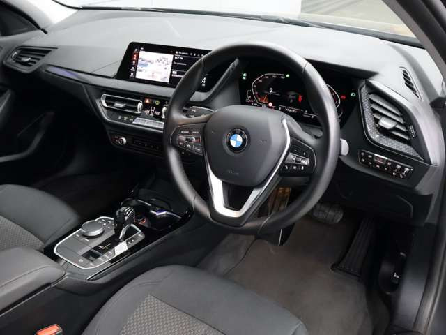 1シリーズ118d プレイ エディション ジョイプラス