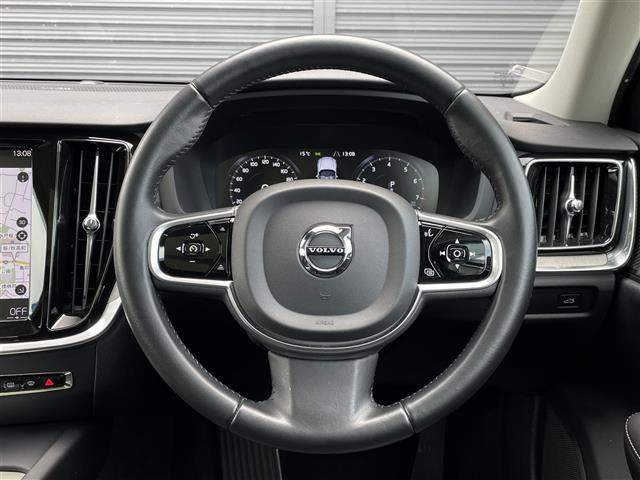 V60T5 インスクリプション