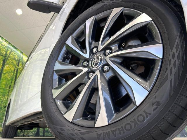 �y����17�C���`�A���~�z�C�[���z�O�ςɃ}�b�`���������A���~�z�C�[���𑕒����Ă���܂��B�e��ЊO�A���~�z�C�[����A�X�^�b�h���X�^�C�����戵�����Ă���܂��B���񂲑��k����������