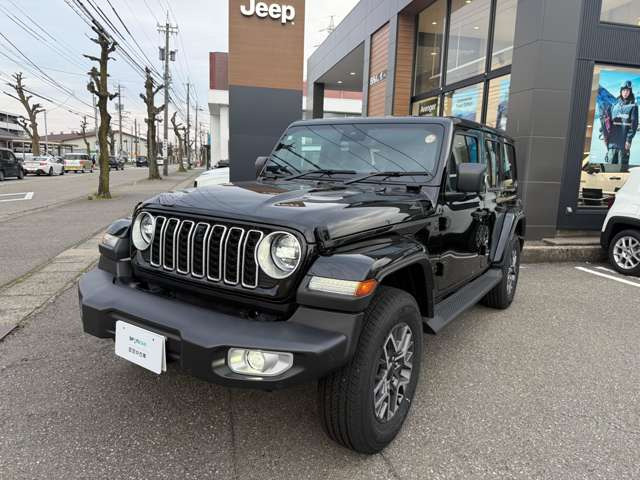 ラングラーアンリミテッド サハラ 4WD