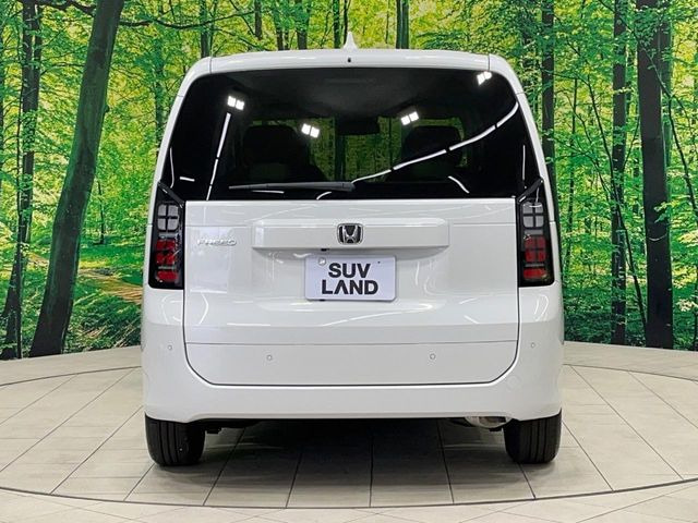 安心の最長10年・走行無制限保証(有償)をご用意。保証内容も充実はもちろん、無料点検&オイル交換や、年中無休の全国・24時間ロードサービスも付帯されておりますのでご安心下さい。