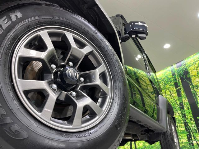 �y����15�C���`�A���~�z�C�[���z�O�ςɃ}�b�`���������A���~�z�C�[���𑕒����Ă���܂��B�e��ЊO�A���~�z�C�[����A�X�^�b�h���X�^�C�����戵�����Ă���܂��B���񂲑��k����������