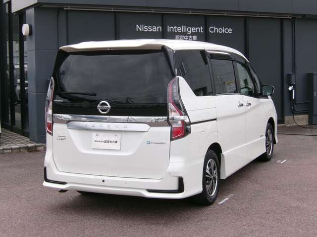 セレナ1.2 e-POWER ハイウェイスターV