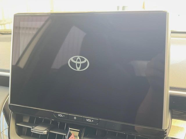 �y10.5�C���` �f�B�X�v���C�I�[�f�B�I�z���ʂ̃f�B�X�v���C��AppleCarPlay��AndroidAuto�����p�\�B�傫�ȉ�ʂŃX�}�z�i�r�A�v���������p���������܂���