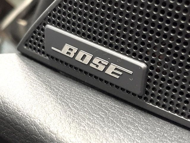 �yBOSE�T�E���h�V�X�e���t�������i�r�z�[���̃i�r�@�\�͂������A���x�ȃ`���[�j���O�\�͂����ڂ���Ă���A�������ȉ��y�����y���݂��������܂���