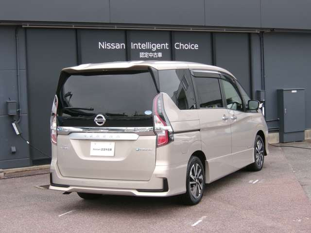 セレナ1.2 e-POWER ハイウェイスターG