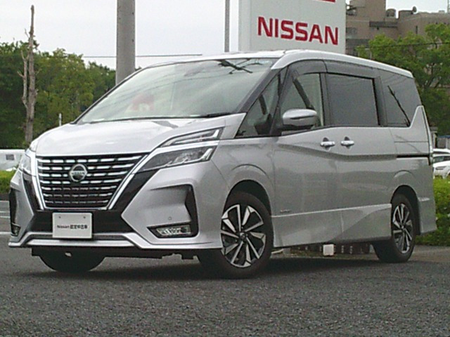 セレナ2.0 ハイウェイスターV