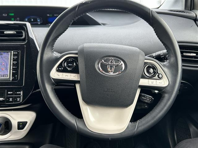プリウス1.8 S