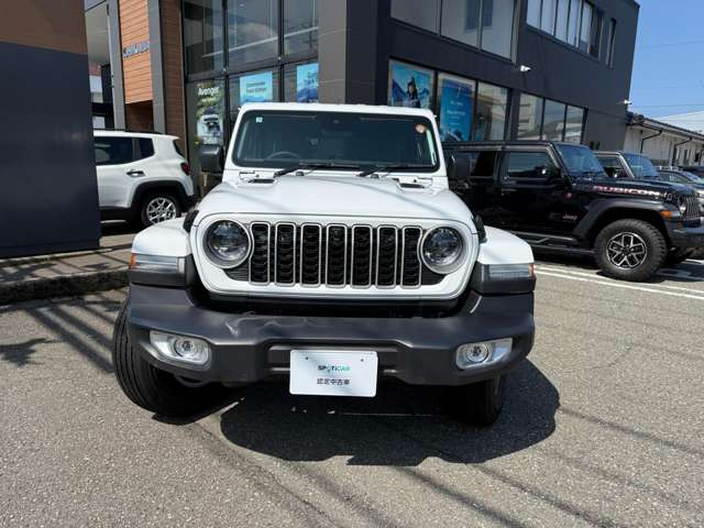 ラングラーアンリミテッド サハラ 4WD