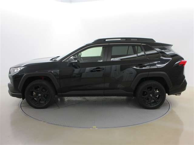 RAV42.0 アドベンチャー オフロードパッケージ 4WD