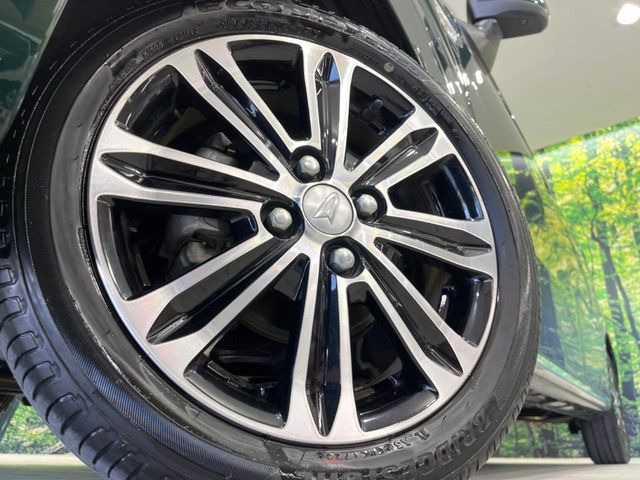 �y����15�C���`�A���~�z�C�[���z�O�ςɃ}�b�`���������A���~�z�C�[���𑕒����Ă���܂��B�e��ЊO�A���~�z�C�[����A�X�^�b�h���X�^�C�����戵�����Ă���܂��B���񂲑��k����������