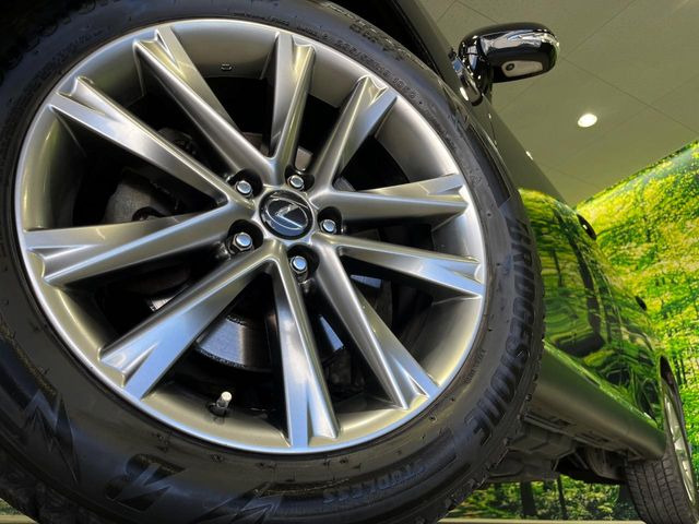 �y����19�C���`�A���~�z�C�[���z�O�ςɃ}�b�`���������A���~�z�C�[���𑕒����Ă���܂��B�e��ЊO�A���~�z�C�[����A�X�^�b�h���X�^�C�����戵�����Ă���܂��B���񂲑��k����������