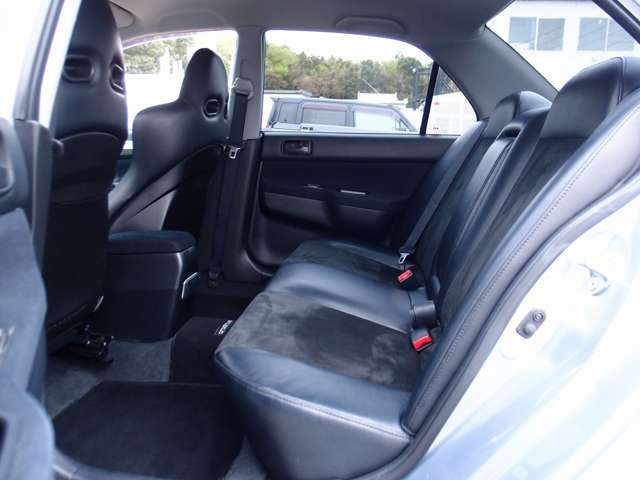 �l�C�̃����T�[�G�{9�J�X�^���ԗ��̓���!�t�F�j�b�N�X�p���[�I���W�i��CPU�ɂČ��ԃZ�b�e�B���O�ς݂ƂȂ�A�A�����~�e�b�h�t���`�^���}�t���[��DRL36�i�I�C���N�[���[�ȂǑ��J�X�^��200���~�ȏ�