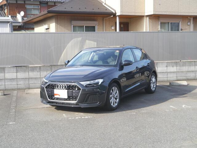 A1スポーツバック25 TFSI アドバンスド