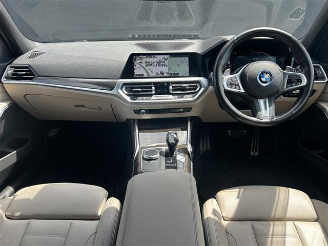 3シリーズツーリング320d xドライブ Mスポーツ  4WD