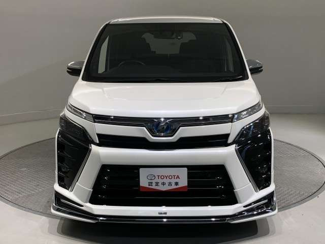 ヴォクシー1.8 ハイブリッド ZS 煌II