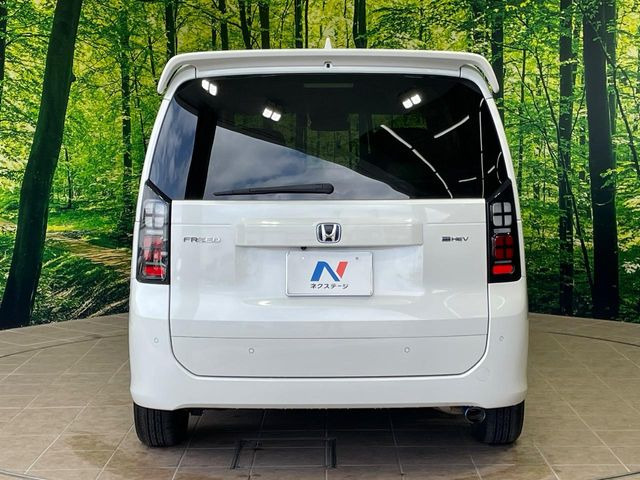 安心の最長10年・走行無制限保証(有償)をご用意。保証内容も充実はもちろん、無料点検&オイル交換や、年中無休の全国・24時間ロードサービスも付帯されておりますのでご安心下さい。