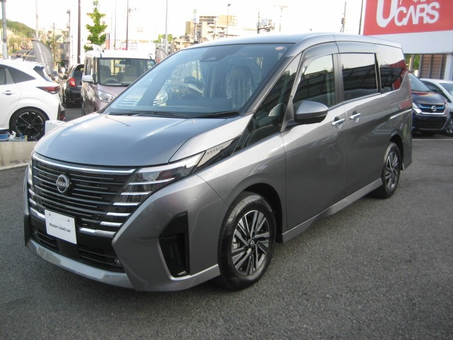 セレナ1.4 e-POWER ハイウェイスターV