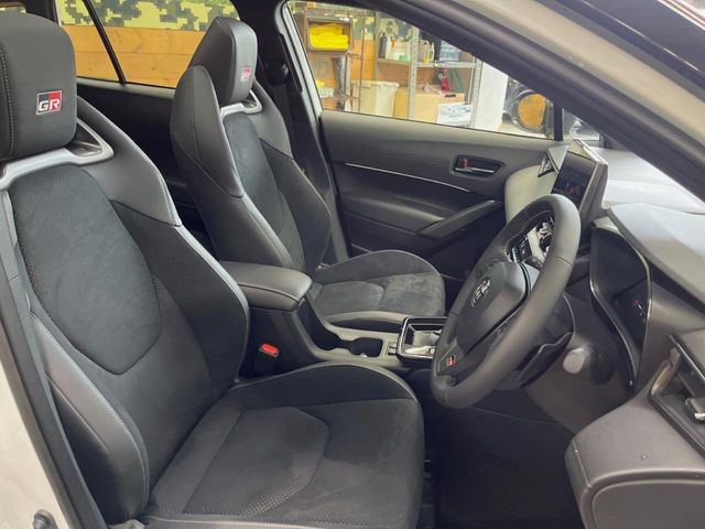 �y��p�X�|�[�c�V�[�g�z�z�[���h���ɗD��A�J�[�u���̑̂������}�����Ă���܂��B�܂��A�̂Ƀt�B�b�g���邩�獘��w�������ɂ����A�����O�h���C�u�⍂�����s�ł����K�ɂ��߂������������܂���