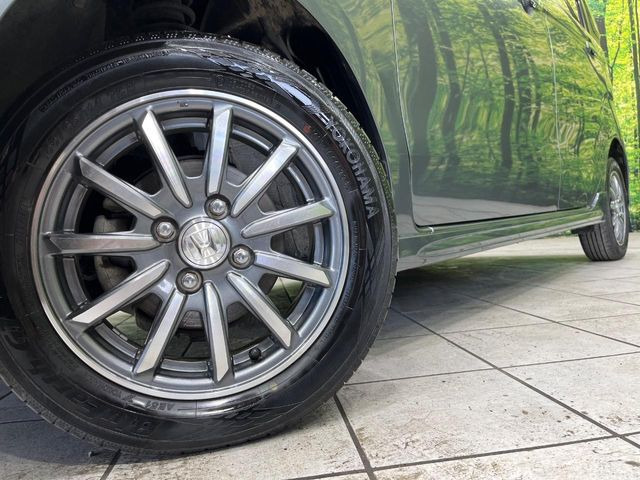 �y����14�C���`�A���~�z�C�[���z�O�ςɃ}�b�`���������A���~�z�C�[���𑕒����Ă���܂��B�e��ЊO�A���~�z�C�[����A�X�^�b�h���X�^�C�����戵�����Ă���܂��B���񂲑��k����������