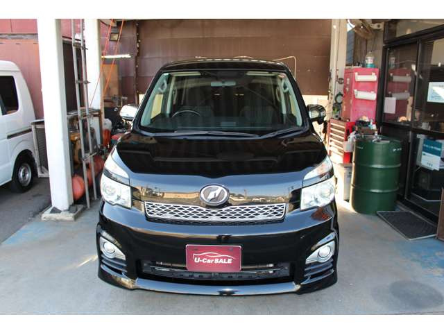 ヴォクシー2.0 ZS 煌II 4WD