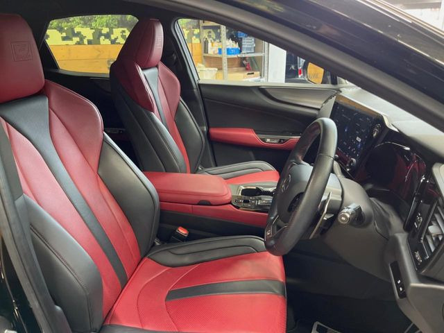 �y��p�X�|�[�c�V�[�g�z�z�[���h���ɗD��A�J�[�u���̑̂������}�����Ă���܂��B�܂��A�̂Ƀt�B�b�g���邩�獘��w�������ɂ����A�����O�h���C�u�⍂�����s�ł����K�ɂ��߂������������܂���