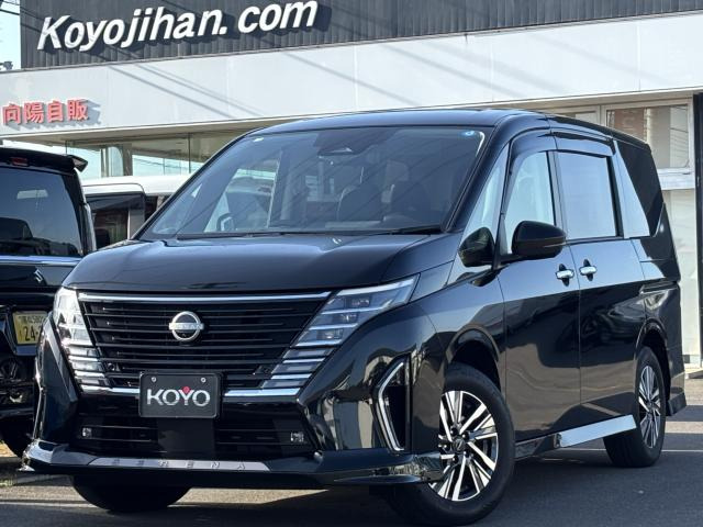 セレナ1.4 e-4ORCE ハイウェイスターV 4WD