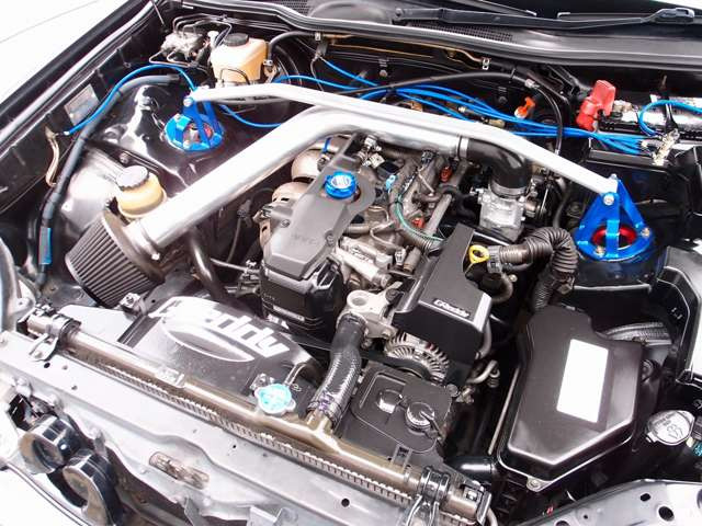 �S���ł����䂵���f�ڂ���Ă��Ȃ��A�X���[�gE2000cc���f���̃J�X�^���ԗ�������!�󏭉��l�̍����T�����[�t�𑕔����A�A���S�X�^�ԍ�t�p�AWORK���[�����C��18AW�ɉ����^�C��4�{�V�i�����ς�