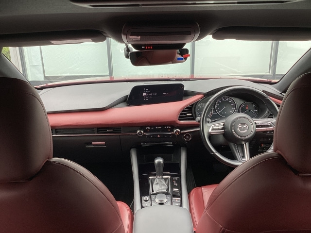 MAZDA3ファストバック2.0 20S バーガンディ セレクション