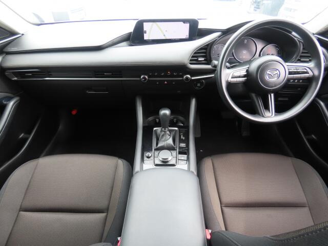 ���O���̐��|�E�K���X�n�{�f�B�R�[�e�B���O��CAR�N���[�j���O���Ǝ҂��{�H�������܂��̂ő�ϐ����B�I���b�N�X�����Ԃł݂͂Ȃ��܂ɉ��K�ȃh���C�u�����񑩁B