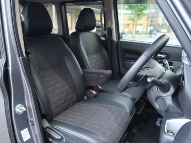 デリカミニT プレミアム 4WD