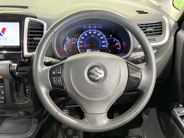 �y�X�e�A�����O�X�C�b�`�z�^�]���A�O������ڐ������炷���ƂȂ��A�I�[�f�B�I���̑��삪�\�ȕ֗��@�\!���S&���K�ȃh���C�u�����o���Ă���܂���