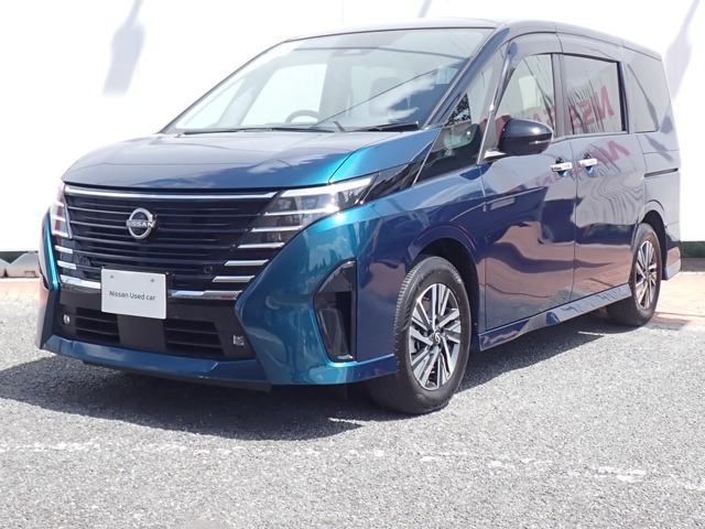 セレナ1.4 e-POWER ハイウェイスターV