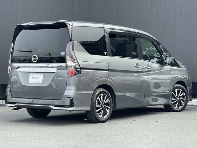 セレナ1.2 e-POWER ハイウェイスターV