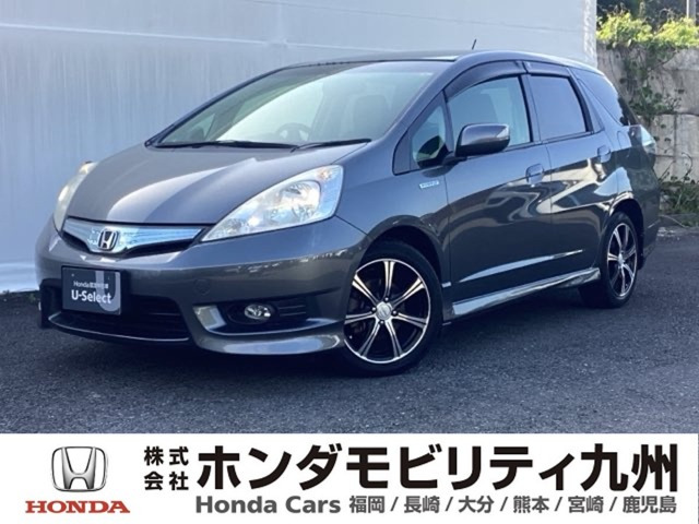 フィットシャトルハイブリッド1.3 スマートセレクション ファインライン
