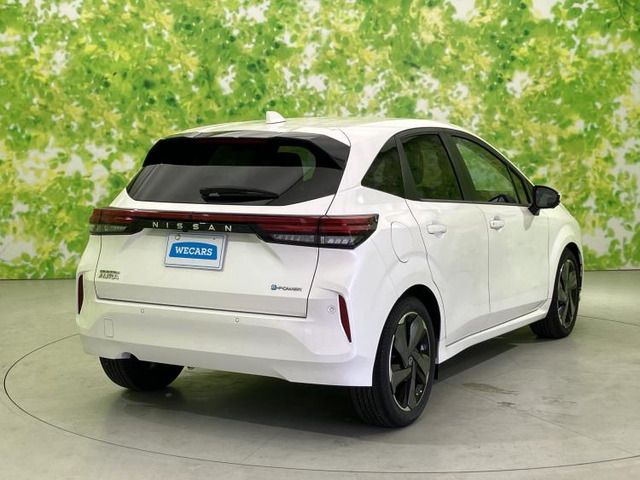 ノートオーラ1.2 G レザーエディション