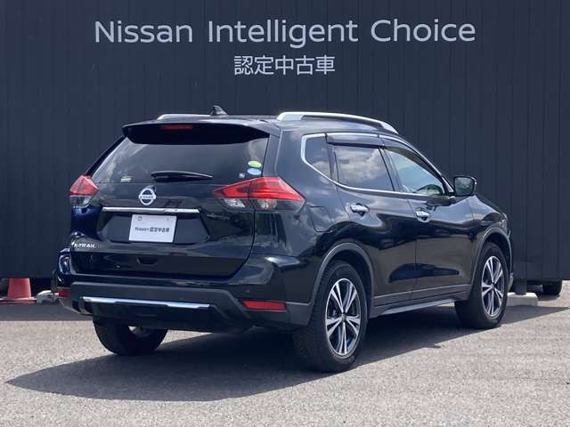 エクストレイル2.0 20Xi