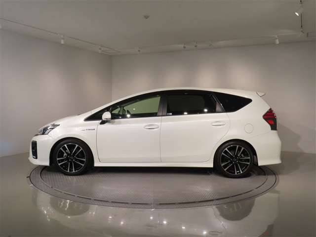 プリウスα1.8 S ツーリングセレクション G's