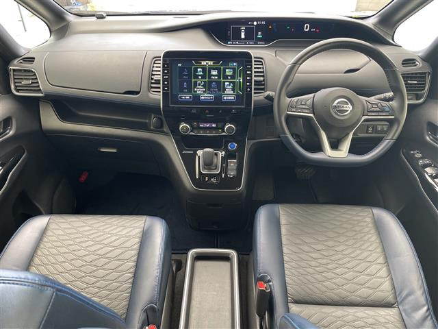 セレナ1.2 e-POWER AUTECH セーフティパッケージ