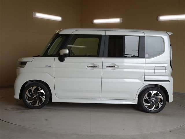 スペーシアカスタムハイブリッド(HYBRID)  XS 4WD