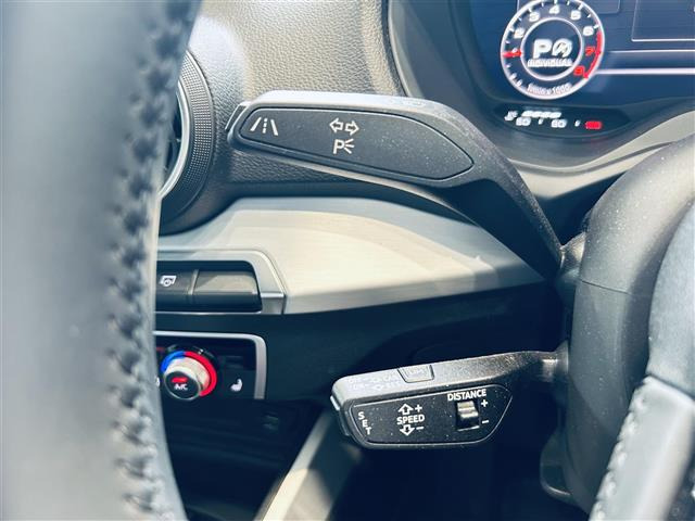 Q230 TFSI スポーツ