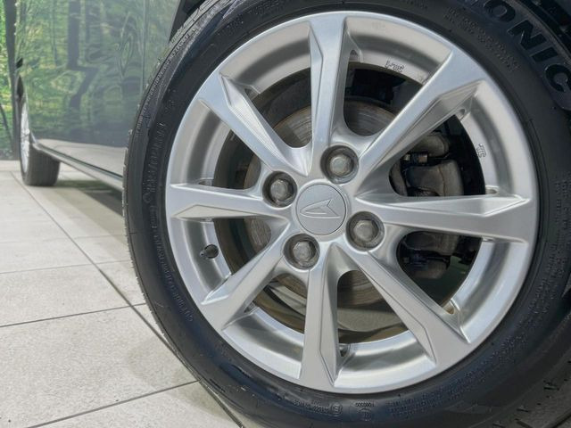�y14�C���`�A���~�z�C�[���z�O�ςɃ}�b�`�����A���~�z�C�[���𑕒����Ă���܂��B�e��A���~�z�C�[����A�X�^�b�h���X�^�C�����戵�����Ă���܂��B���񂲑��k����������