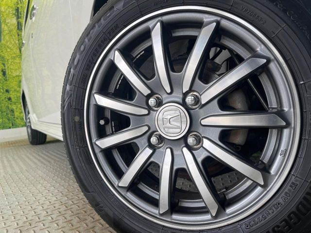 �y����14�C���`�A���~�z�C�[���z�O�ςɃ}�b�`���������A���~�z�C�[���𑕒����Ă���܂��B�e��ЊO�A���~�z�C�[����A�X�^�b�h���X�^�C�����戵�����Ă���܂��B���񂲑��k����������