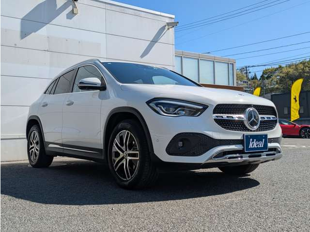 GLAクラスGLA200d 4マチック 4WD