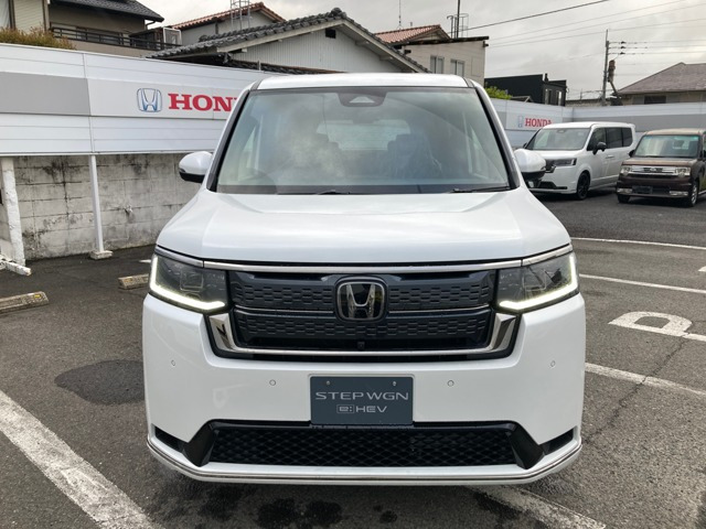 ステップワゴン2.0 e:HEV スパーダ 30周年特別仕様車